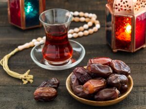 Dates-in-Ramadan-Health-Benefits-Tradition-and-Social-Harmony