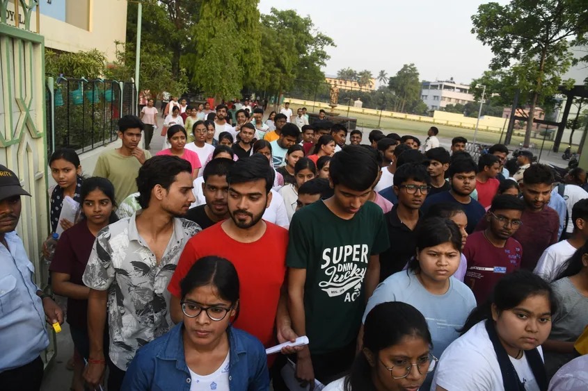 NEET UG 2024 : लीक हो गया नीट का पेपर! बिहार से राजस्थान तक हंगामा, जानें NTA ने क्या कहा