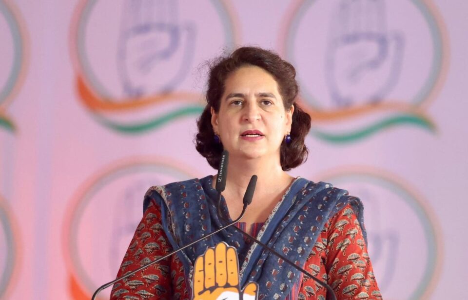 UP Lok Sabha Election : Pm Modi यह नहीं समझ सकते कि मेरे पिता को दौलत नहीं, शहादत विरासत में मिली : Priyanka Gandhi